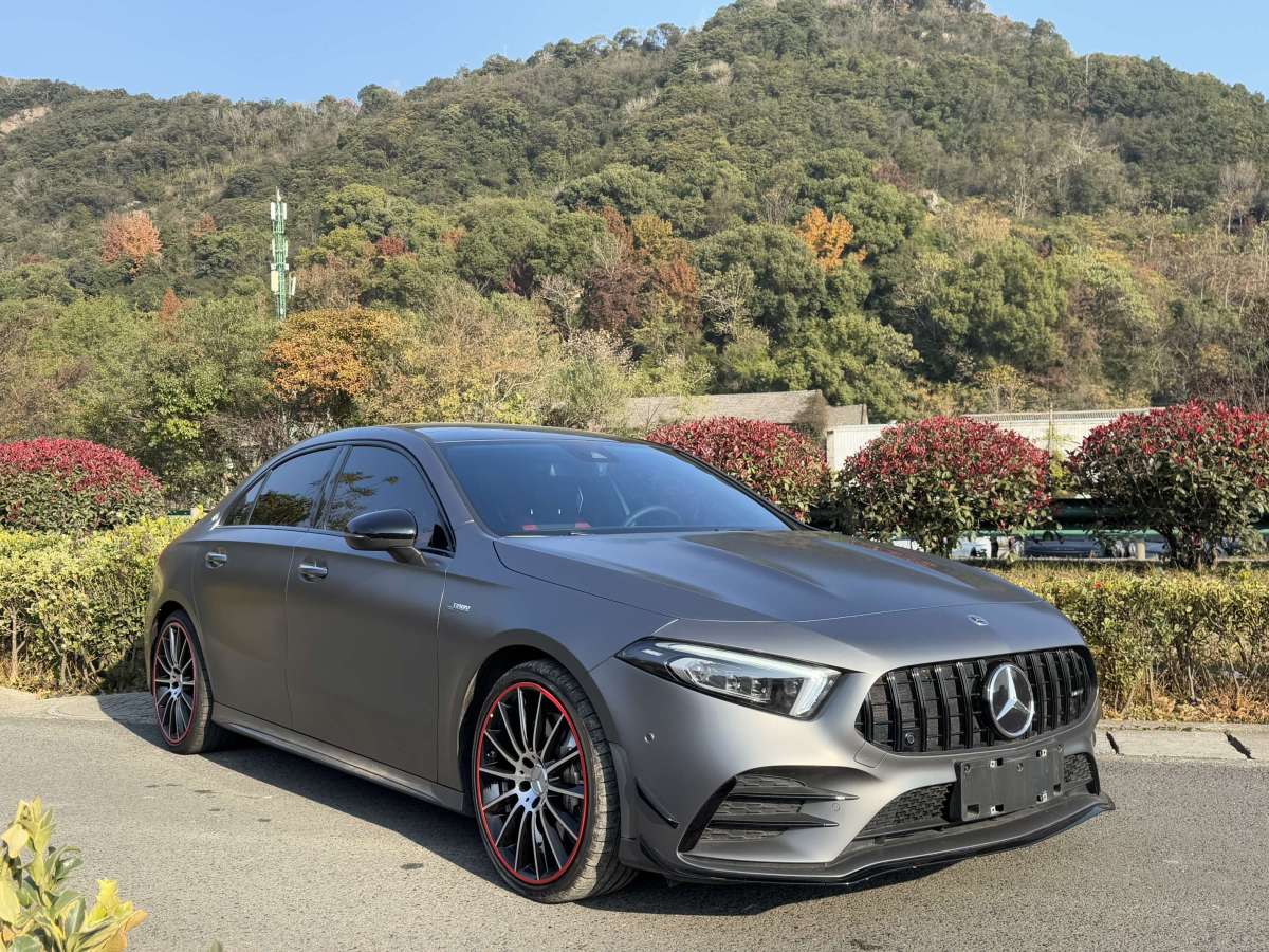 奔馳 奔馳A級AMG  2022款 AMG A 35 L 4MATIC圖片