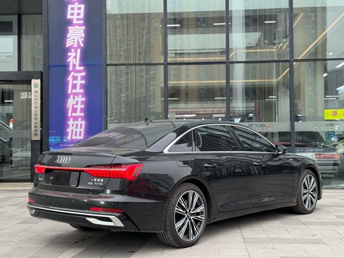 奧迪 奧迪A6L  2024款 45 TFSI 臻選動(dòng)感型圖片