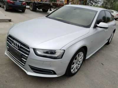 2014年6月 奧迪 奧迪A4L 40 TFSI quattro個(gè)性運(yùn)動(dòng)型圖片