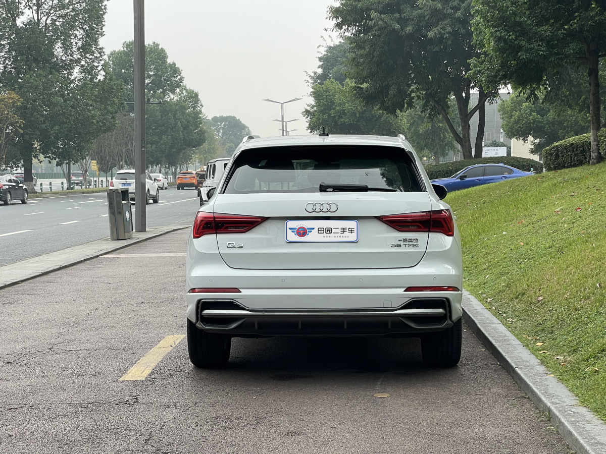 奧迪 奧迪Q3  2024款 35 TFSI 時(shí)尚動(dòng)感型圖片