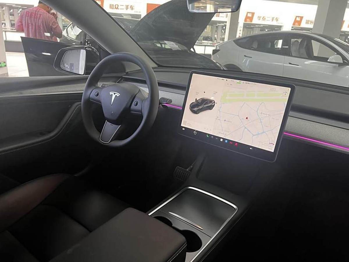 2024年11月特斯拉 Model 3  2020款 改款 長(zhǎng)續(xù)航后輪驅(qū)動(dòng)版