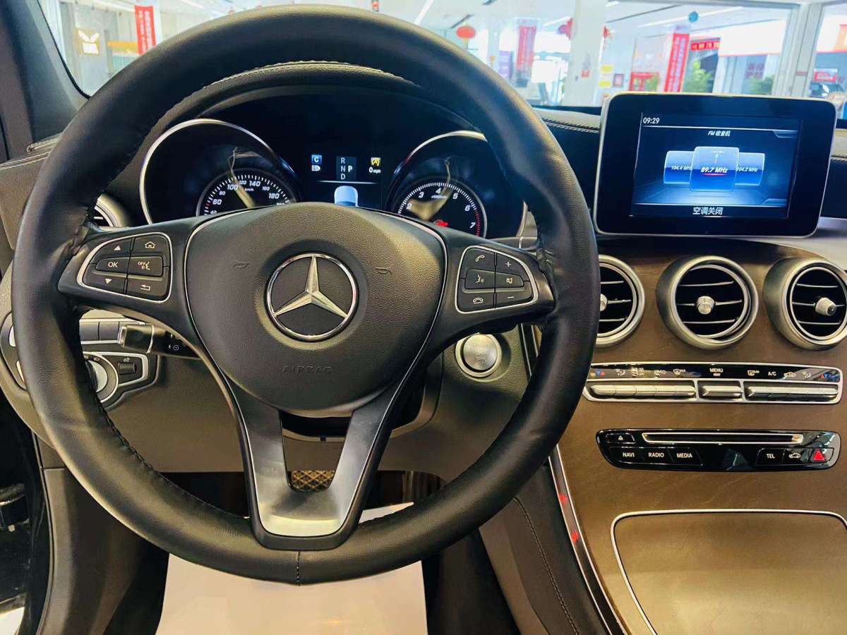 奔馳 奔馳GLC  2018款 GLC 300 4MATIC 動感型圖片