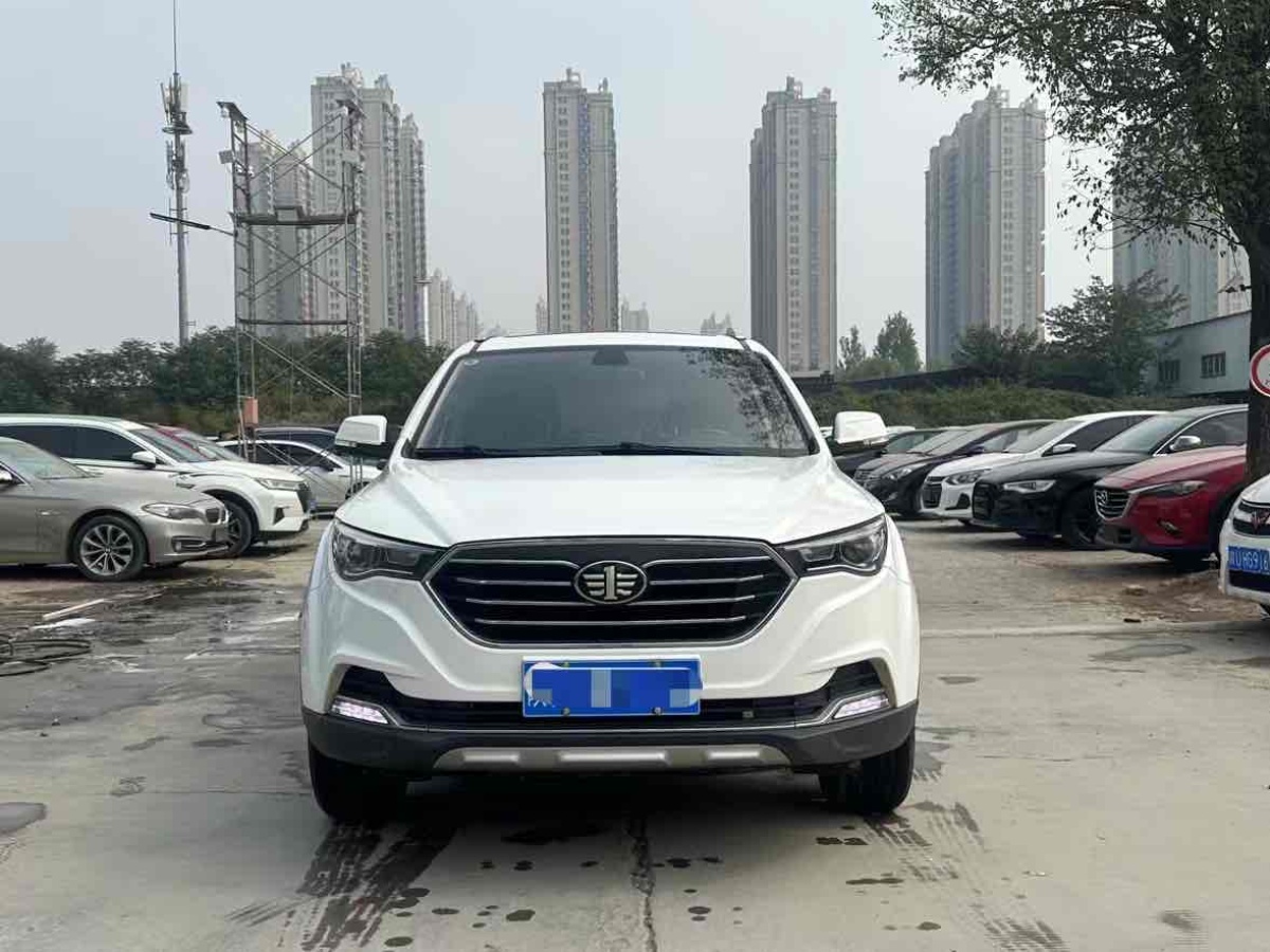 奔騰 X40  2019款 1.6L 手動(dòng)豪華型圖片