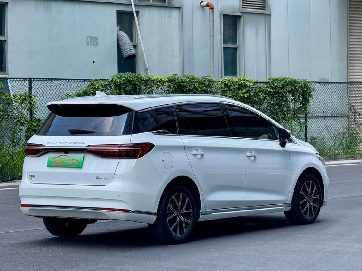 比亞迪 宋MAX新能源  2022款 DM-i 105KM 旗艦型圖片