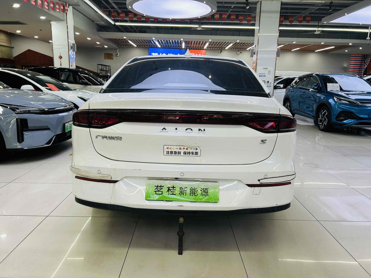 埃安 AION S  2023款 炫 580 55.2kWh 磷酸鐵鋰圖片