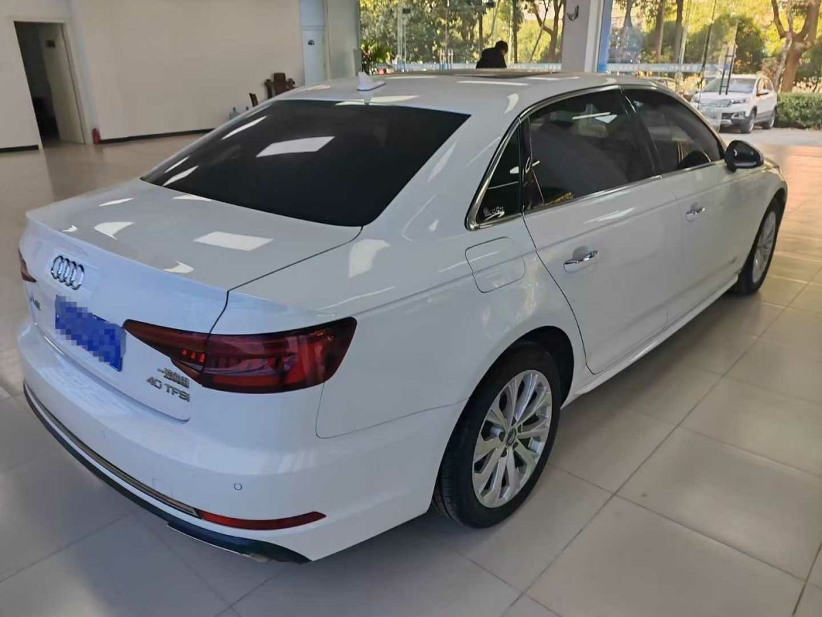 奧迪 奧迪A4L  2019款 35 TFSI 進(jìn)取型 國(guó)V圖片