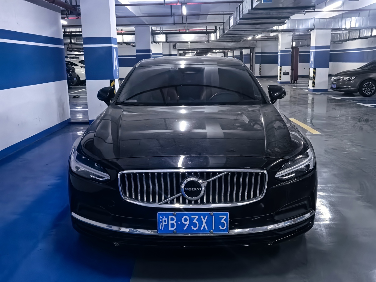 沃爾沃 S90  2023款 B5 智遠(yuǎn)豪華版圖片