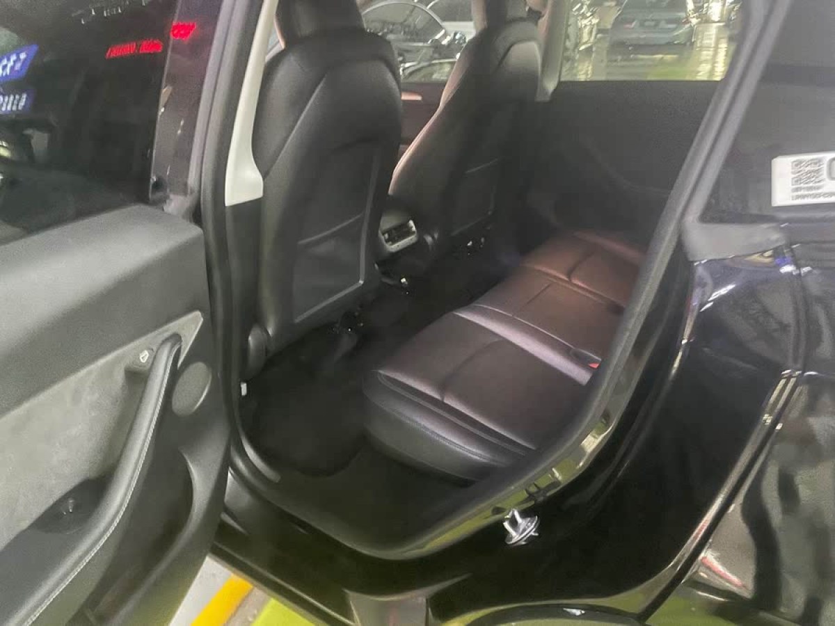 特斯拉 Model Y  2022款 改款 后輪驅(qū)動(dòng)版圖片