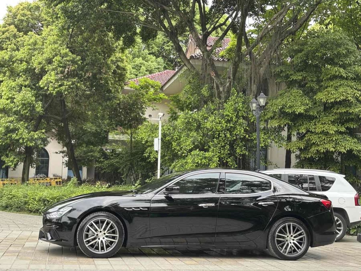 瑪莎拉蒂 Ghibli  2019款 3.0T 350Hp 標(biāo)準(zhǔn)版 國VI圖片