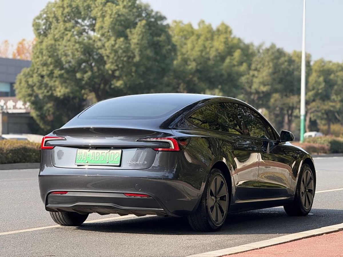 特斯拉 Model Y  2023款 長續(xù)航全輪驅(qū)動版圖片