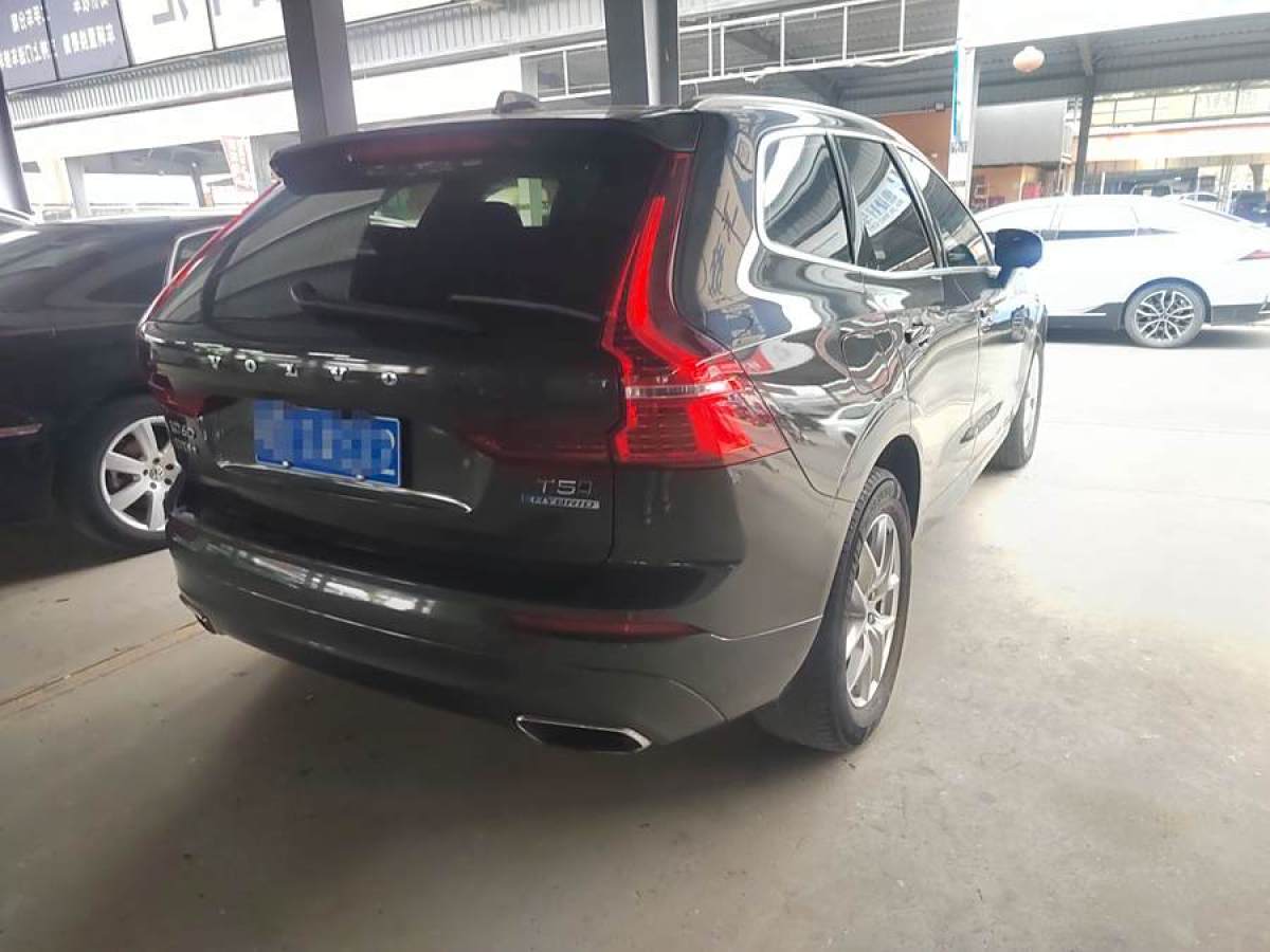 沃爾沃 XC60  2019款  T5 四驅(qū)智雅運(yùn)動(dòng)版 國(guó)VI圖片