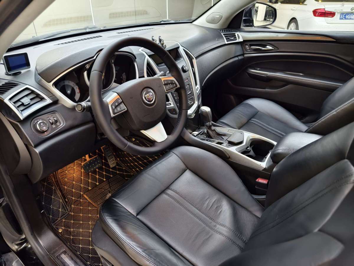 2012年6月凯迪拉克 SRX  2012款 3.0L 舒适型