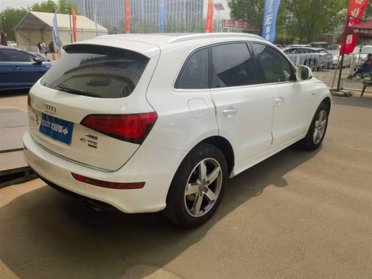奧迪 奧迪Q5  2018款 典藏版 40 TFSI 進(jìn)取型圖片