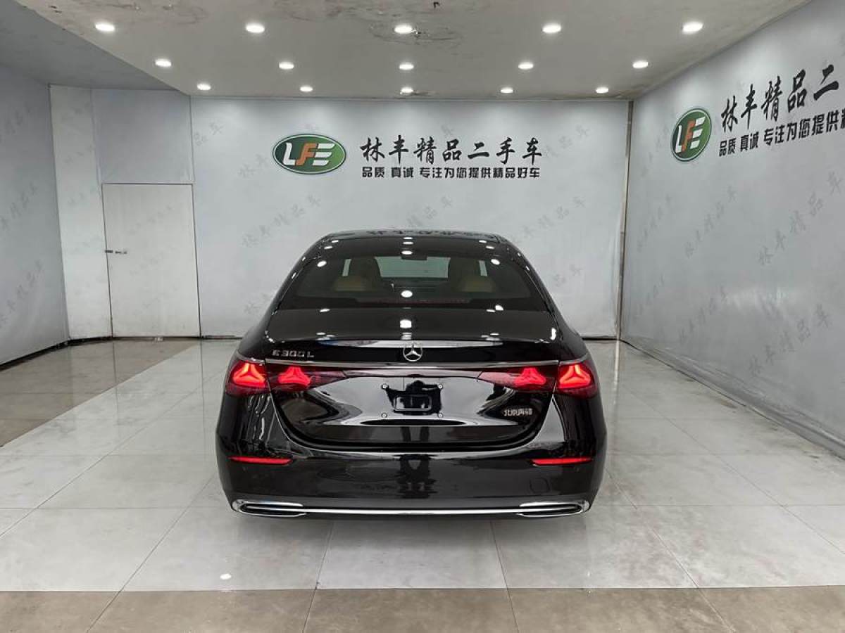 奔馳 奔馳E級  2024款 E 300 L 豪華型圖片