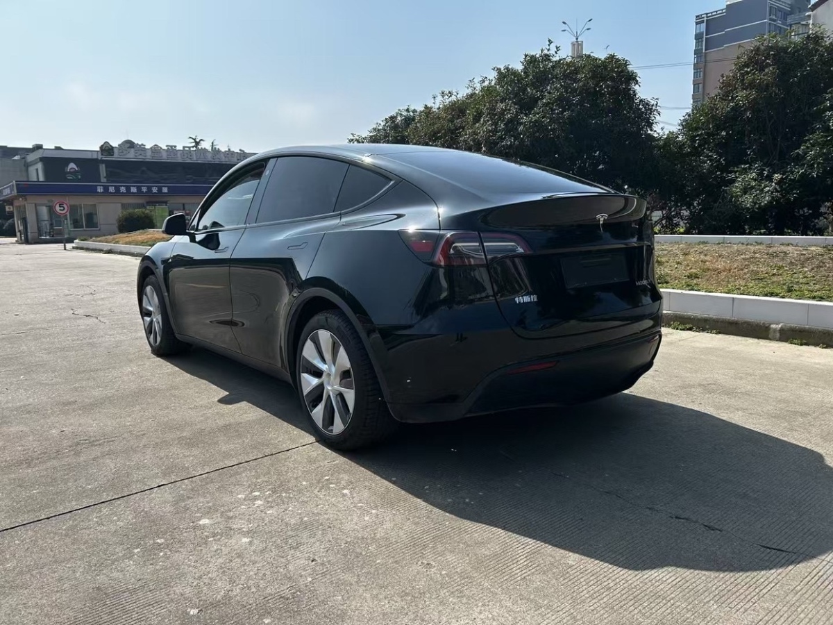 特斯拉 Model Y  2022款 改款 后輪驅(qū)動版圖片