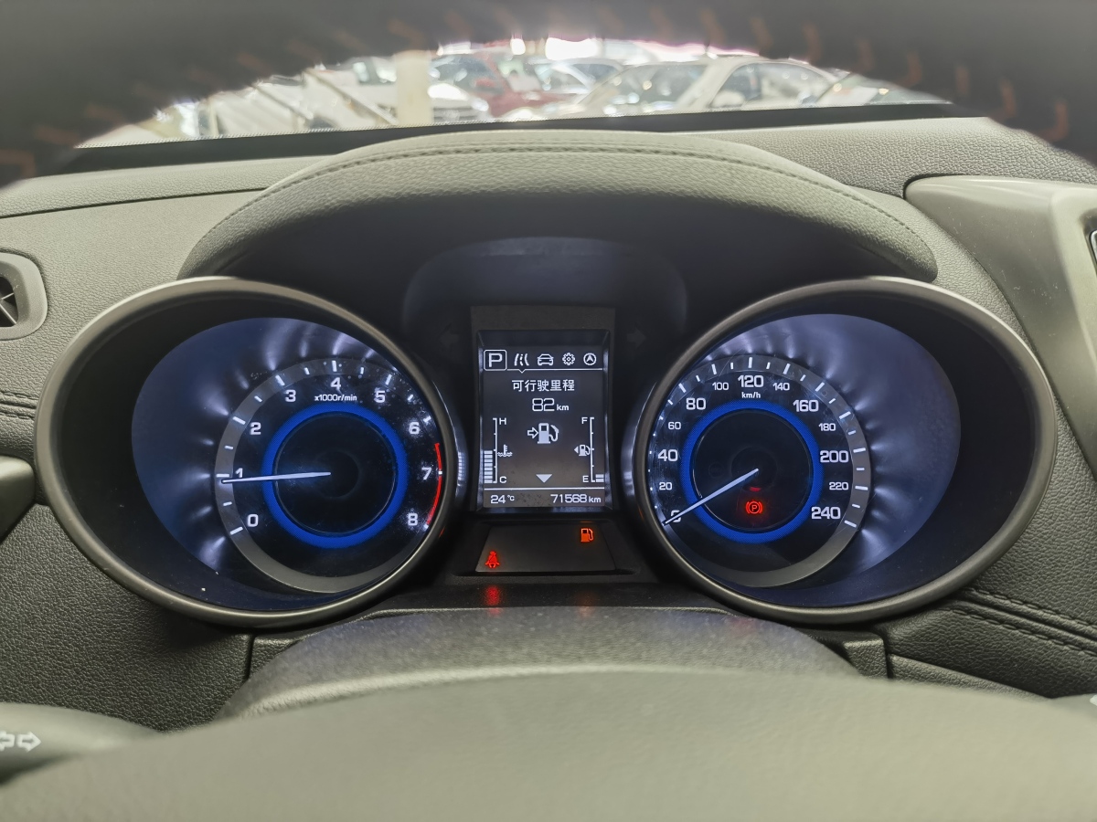 长安 CS35  2017款 1.6L 自动豪华型图片