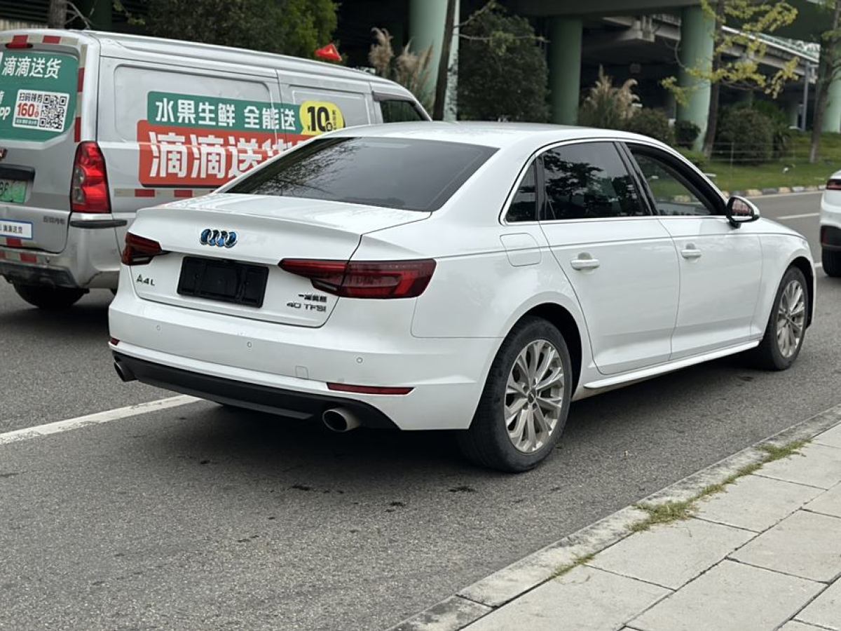 奧迪 奧迪A4L  2017款 40 TFSI 進取型圖片