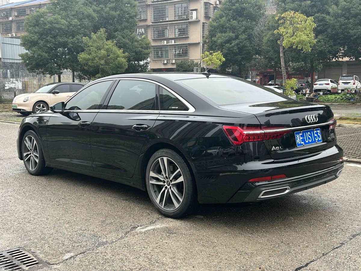 奧迪 奧迪A6L  2022款 40 TFSI 豪華動感型圖片