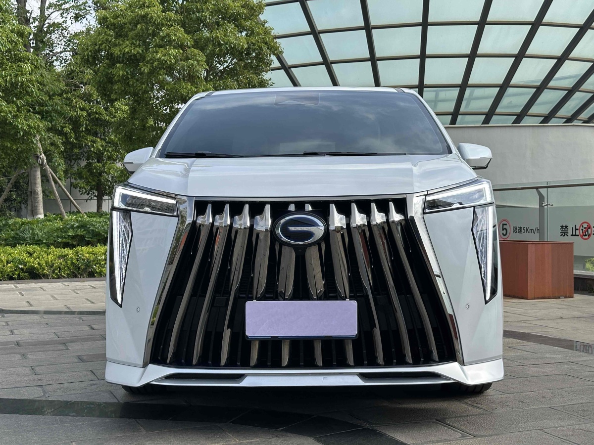 廣汽傳祺 M8  2023款 宗師系列 雙擎 御尊圖片