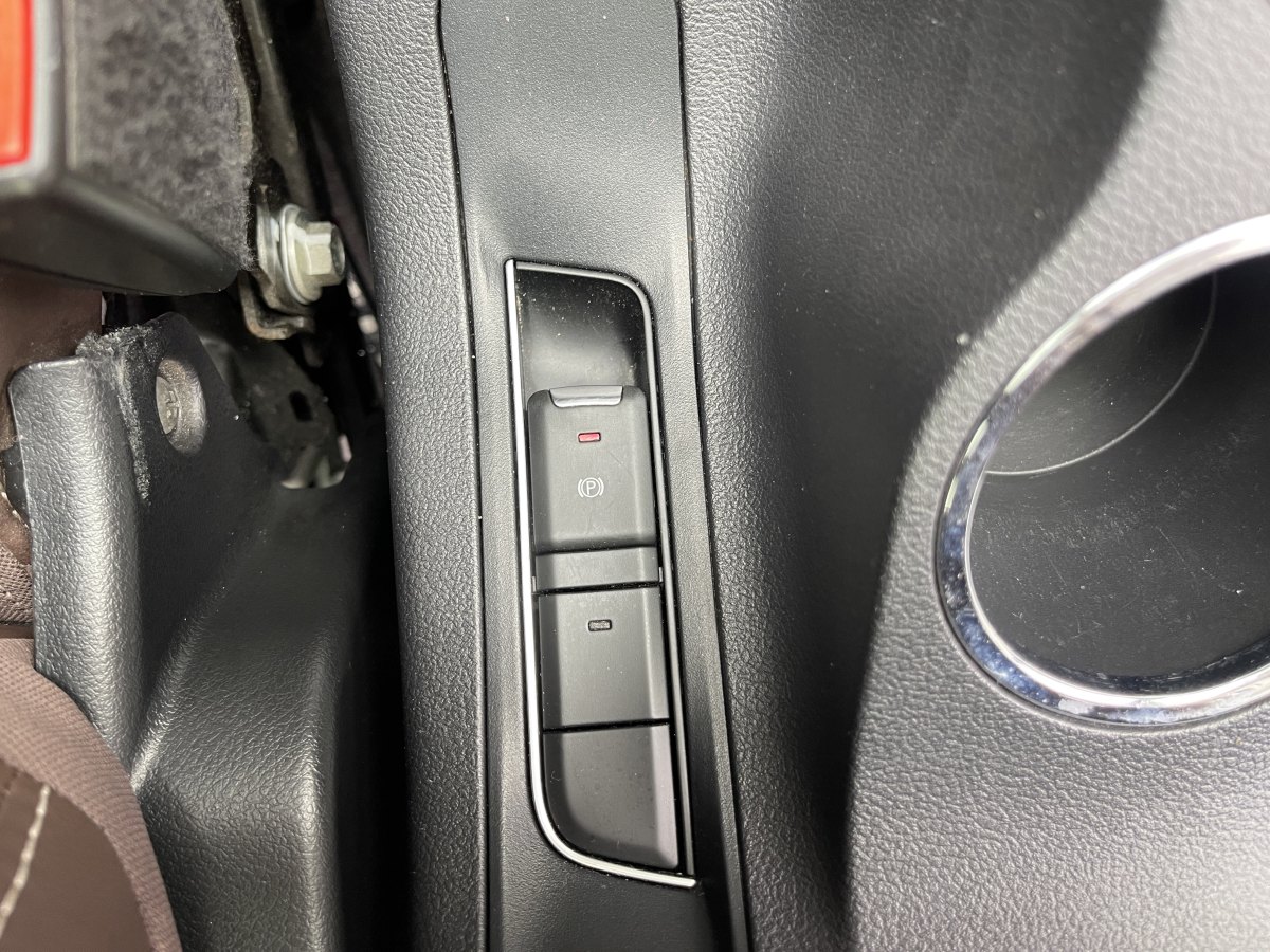 北汽幻速 S5  2017款 1.3T CVT豪华型图片