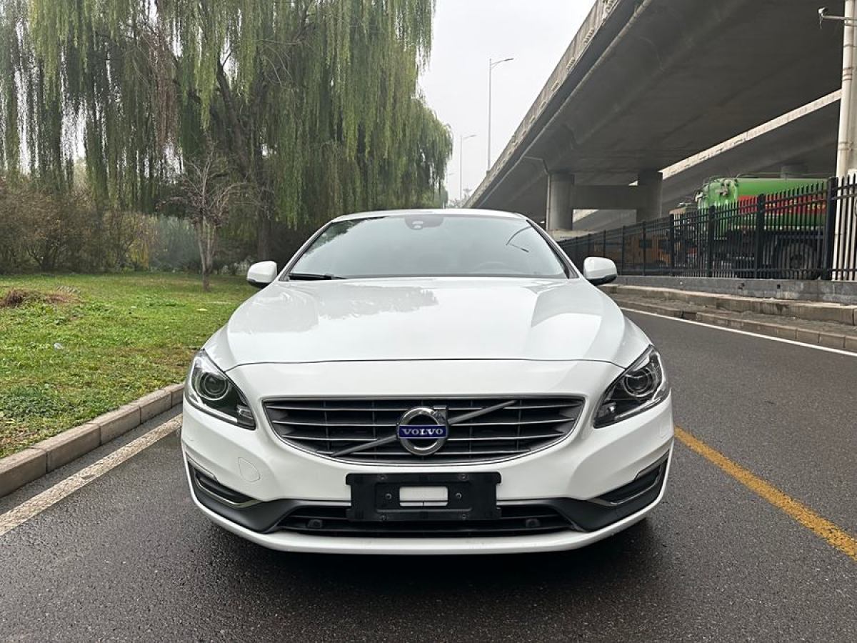 沃爾沃 S60  2014款 S60L 2.0T T5 智馭版圖片