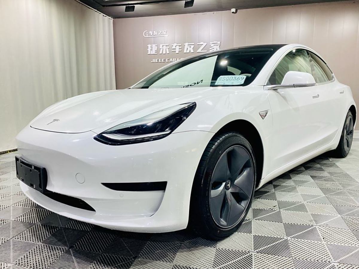 2020年9月特斯拉 Model 3  2020款 改款 標(biāo)準(zhǔn)續(xù)航后驅(qū)升級(jí)版