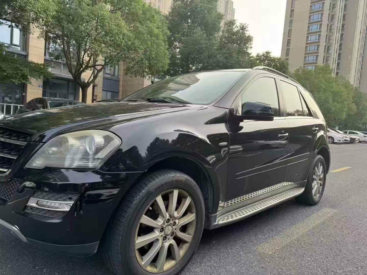 奔馳 奔馳M級(jí)AMG  2011款 AMG ML 63圖片