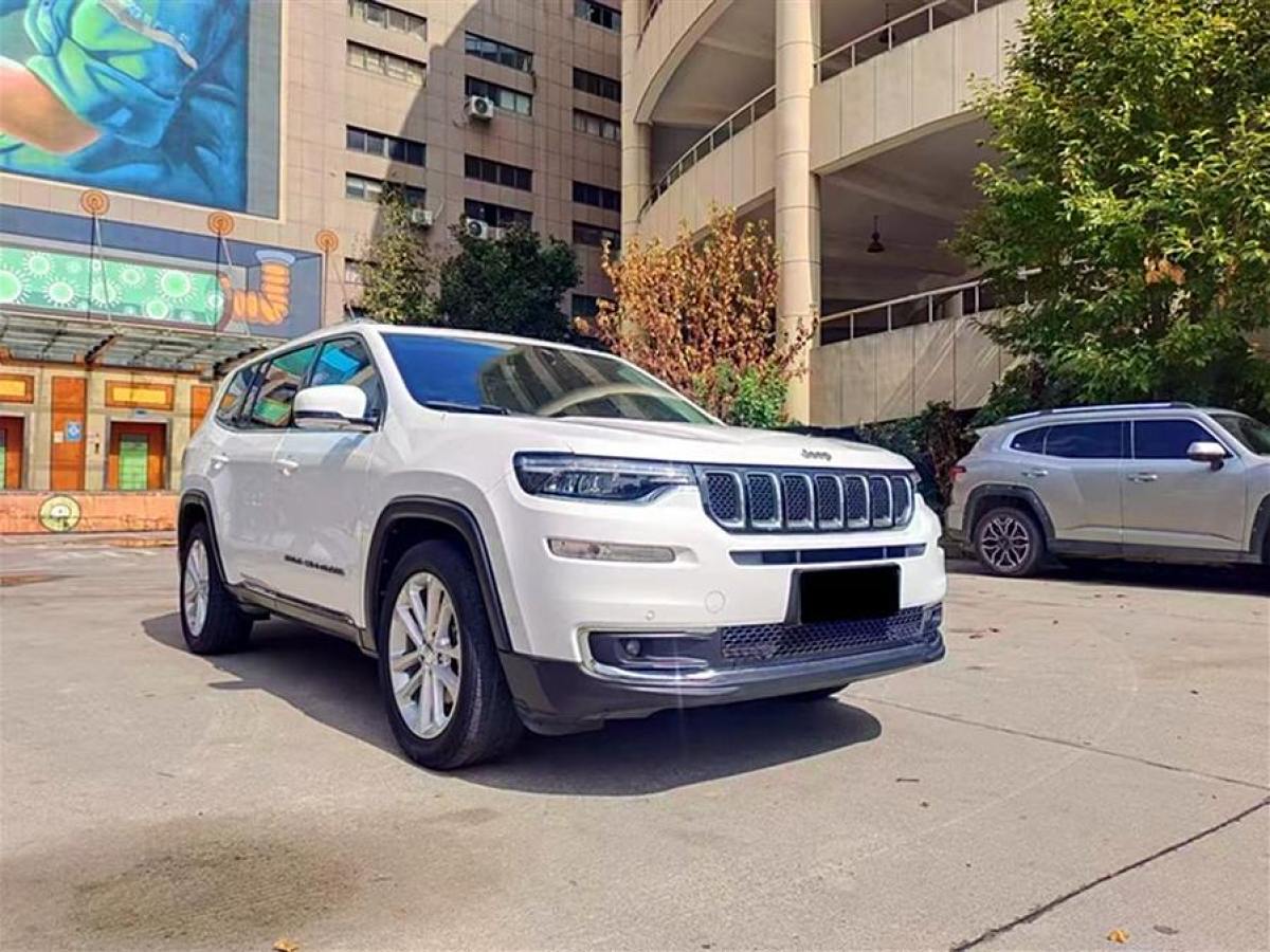 Jeep 大指揮官  2020款 2.0T 兩驅(qū)精英版圖片