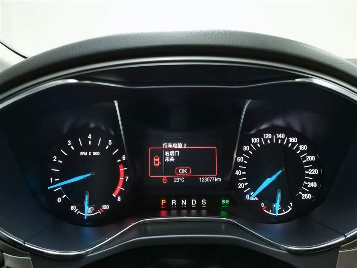 福特 蒙迪歐  2013款 2.0L GTDi200時(shí)尚型圖片