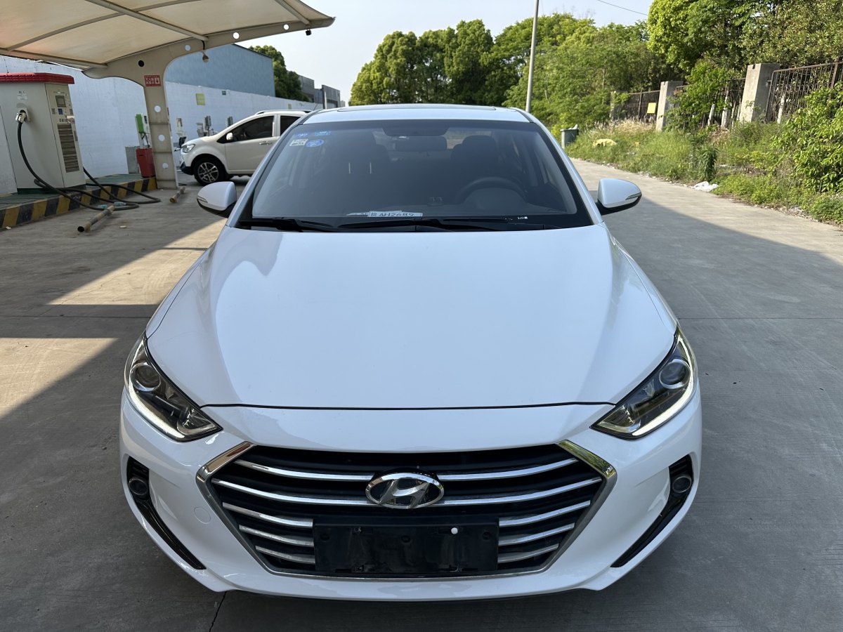 现代 领动  2018款 1.6L 自动15周年特别版图片