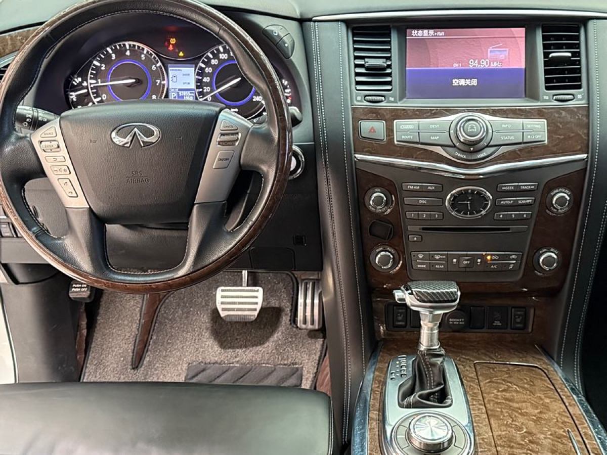 英菲尼迪 QX80  2016款 5.6L 4WD圖片