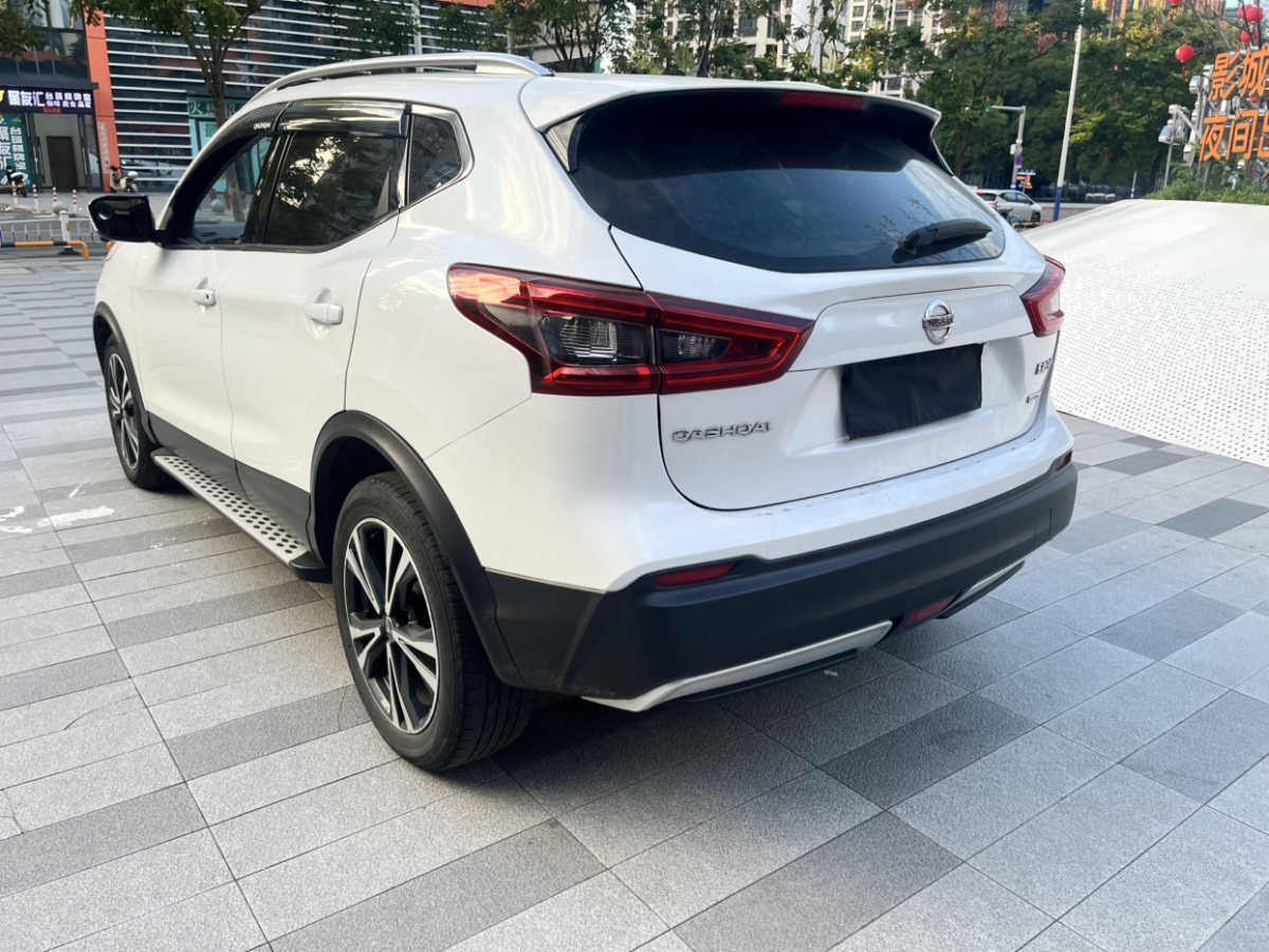 日产 逍客  2022款 2.0L CVT XV Prem.豪华版图片