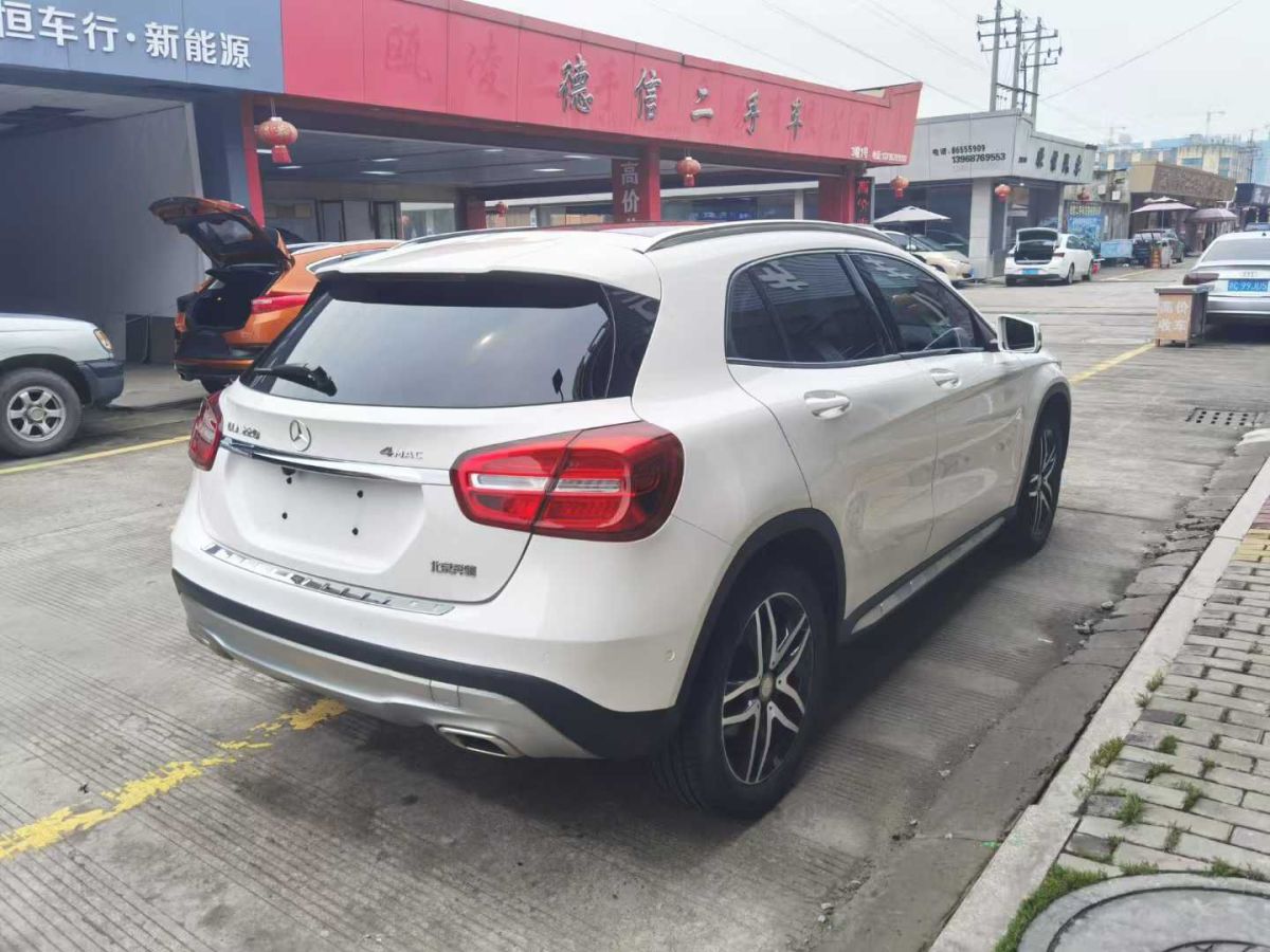 奔馳 奔馳GLA AMG  2017款 AMG GLA 45 4MATIC圖片