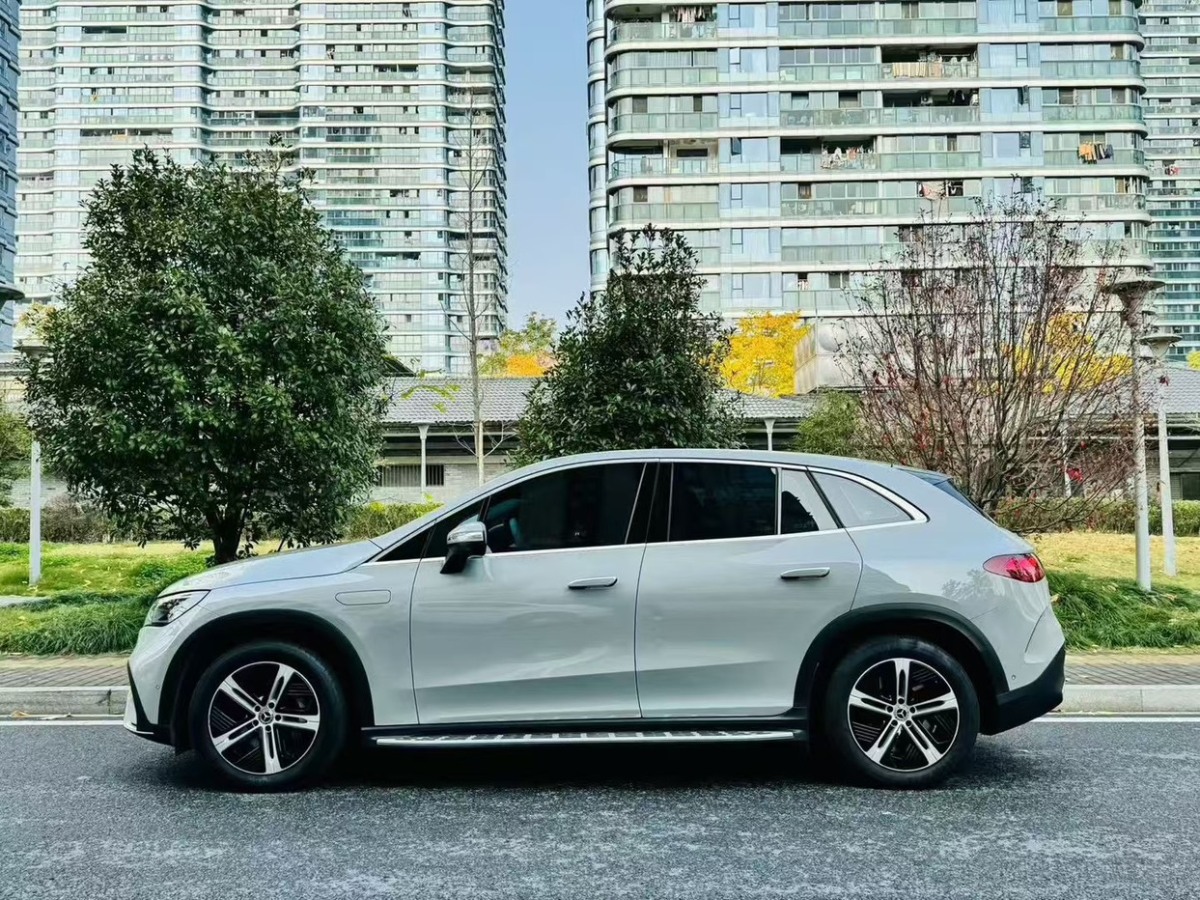 奔馳 奔馳EQE SUV  2023款 350 4MATIC 先鋒版圖片