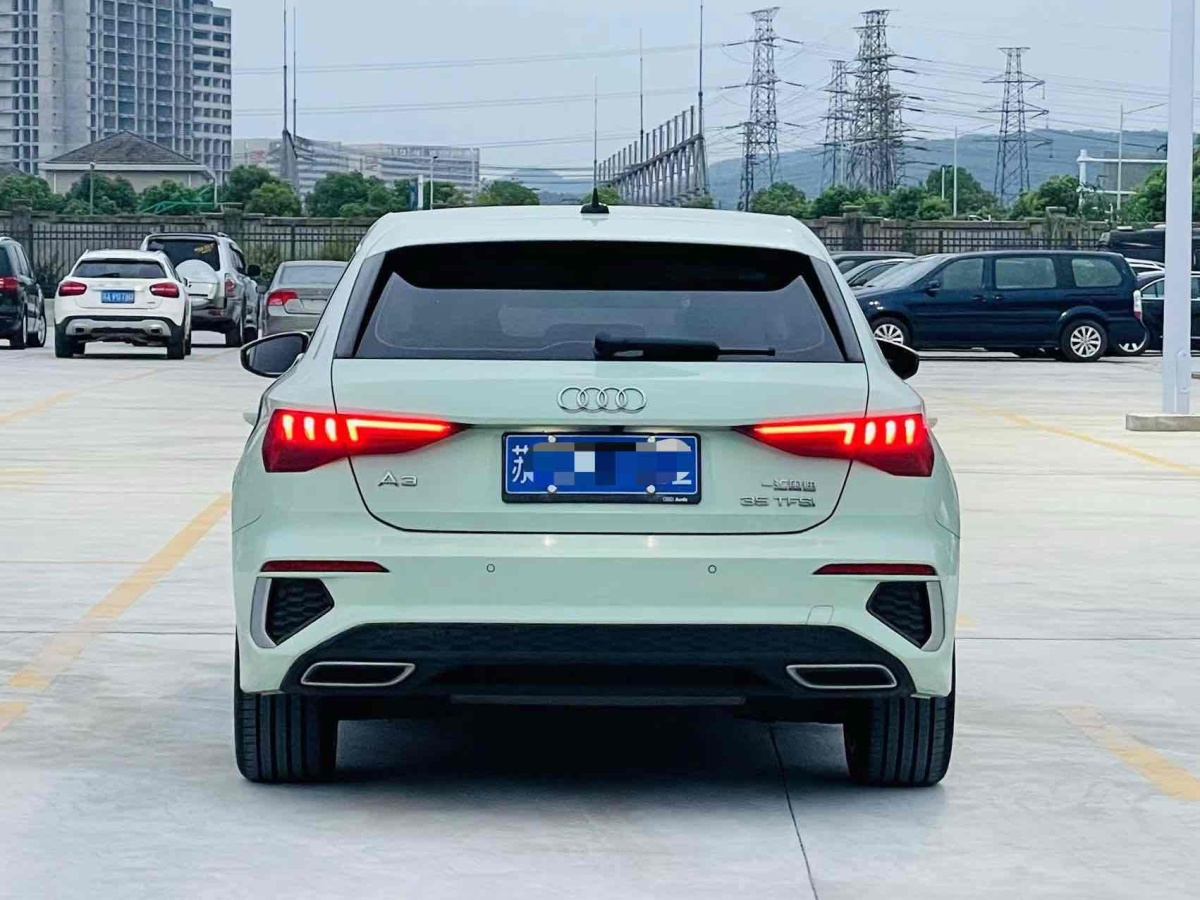 奧迪 奧迪A3  2021款 Sportback 35 TFSI 進(jìn)取運(yùn)動型圖片