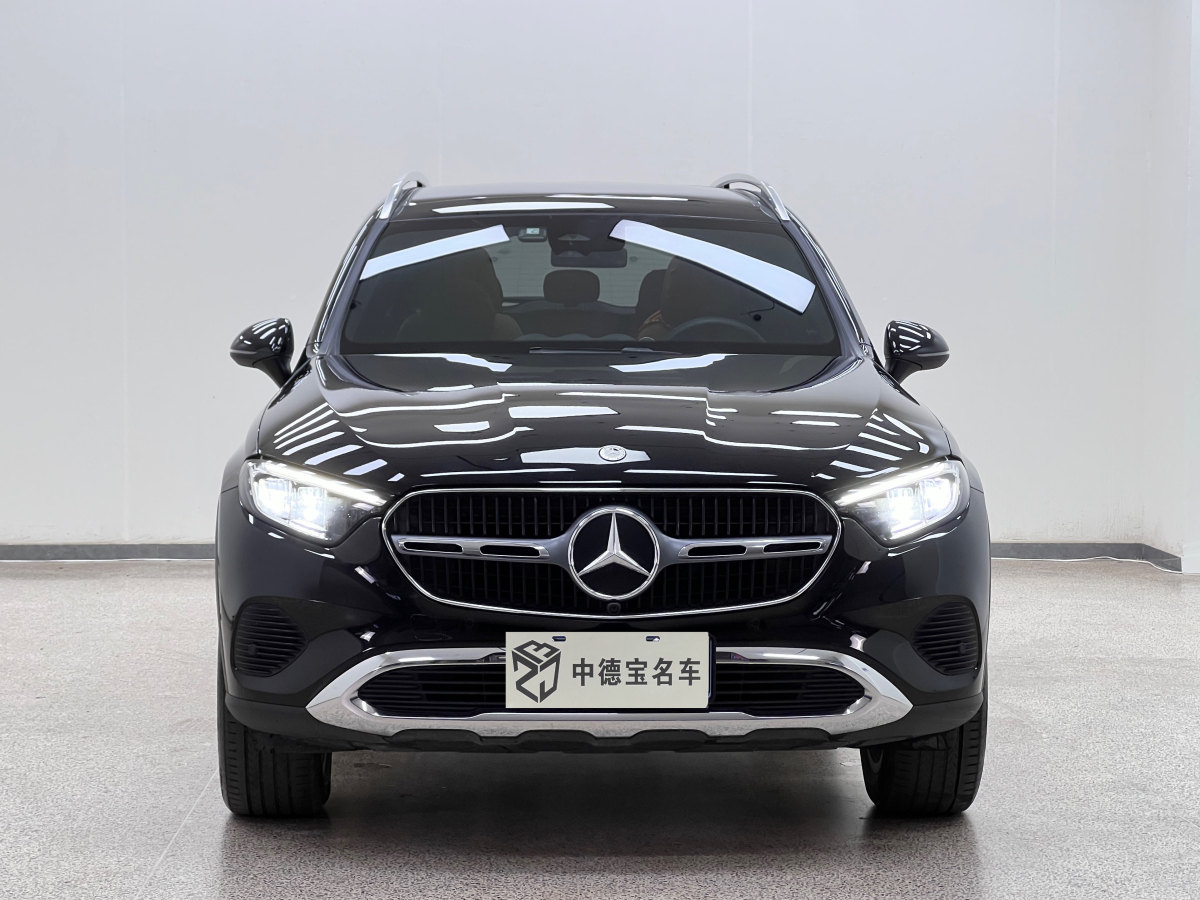 2023年6月奔馳 奔馳GLC  2023款 改款 GLC 260 L 4MATIC 動(dòng)感型 5座