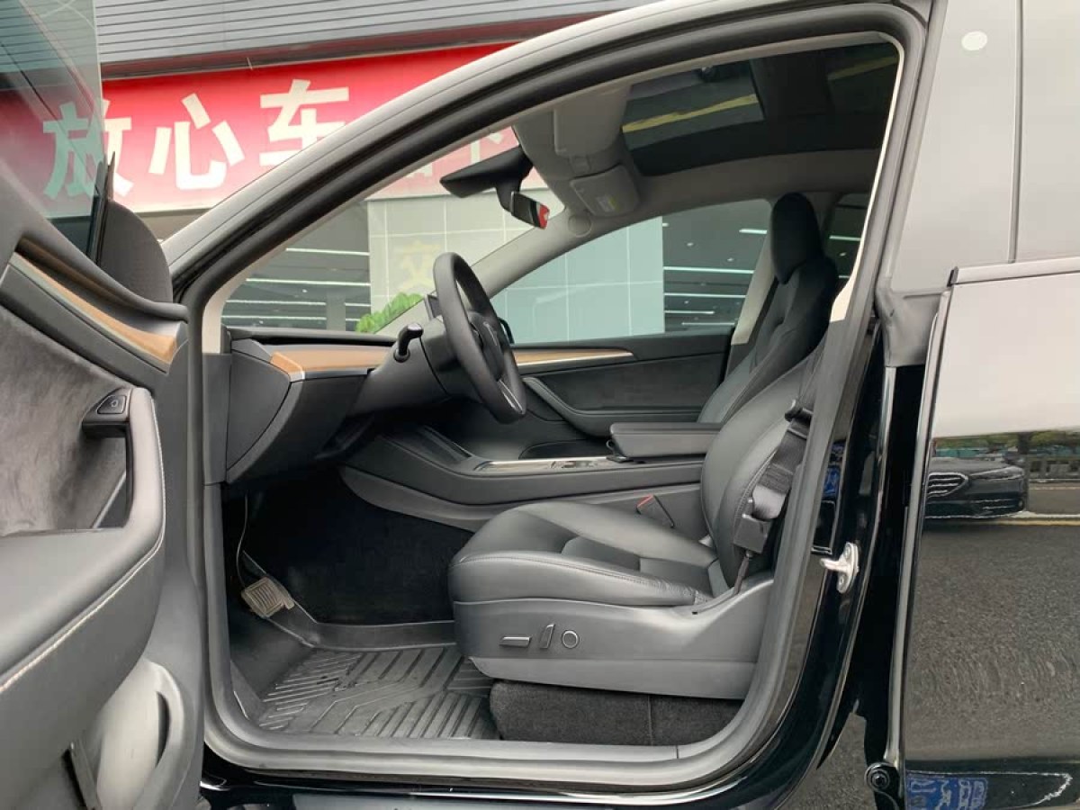 特斯拉 Model Y  2021款 改款 長續(xù)航全輪驅動版圖片