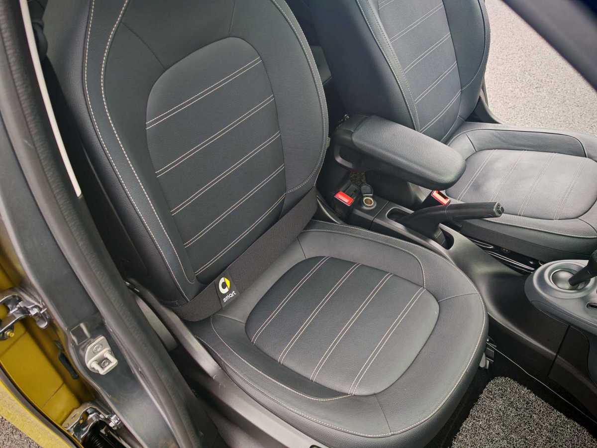 smart forfour  2018款 0.9T 66千瓦先鋒版圖片