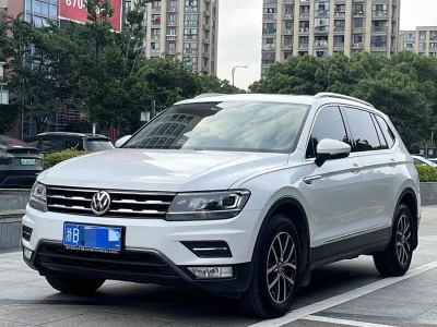 2017年9月 大眾 途觀L 330TSI 自動(dòng)兩驅(qū)豪華版圖片