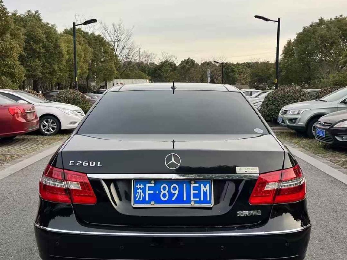 奔馳 奔馳E級(jí)  2013款 E 260 L CGI優(yōu)雅型圖片