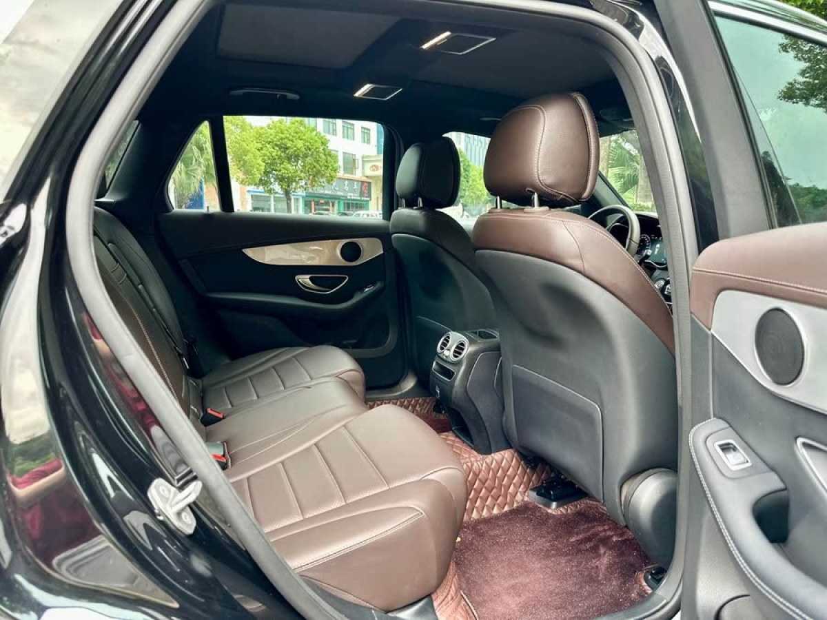 奔馳 奔馳GLC  2018款 改款 GLC 260 4MATIC 動感型圖片