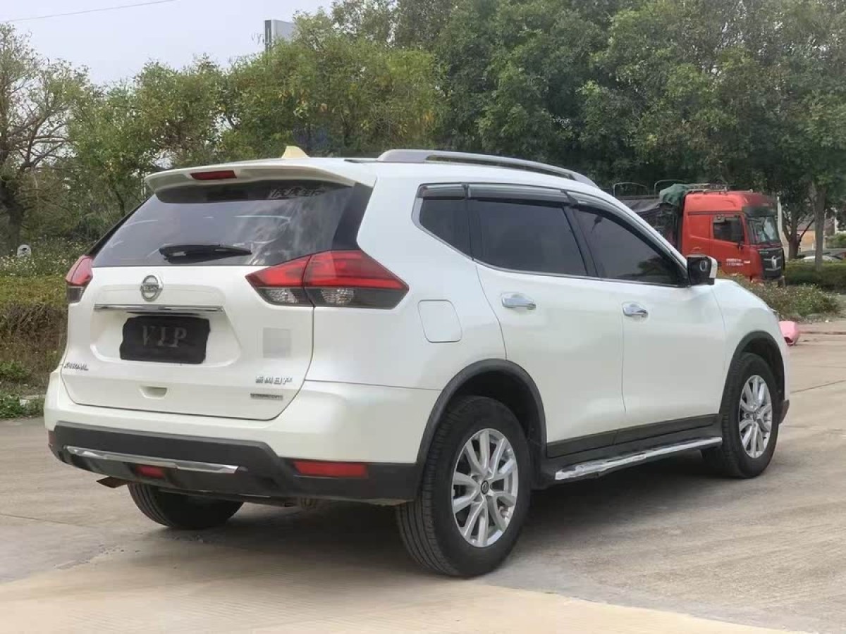 日產(chǎn) 奇駿  2019款 2.0L CVT智聯(lián)舒適版 2WD圖片