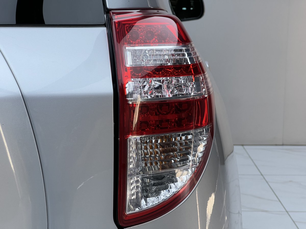 豐田 RAV4  2019款 榮放 2.0L CVT兩驅(qū)先鋒版圖片