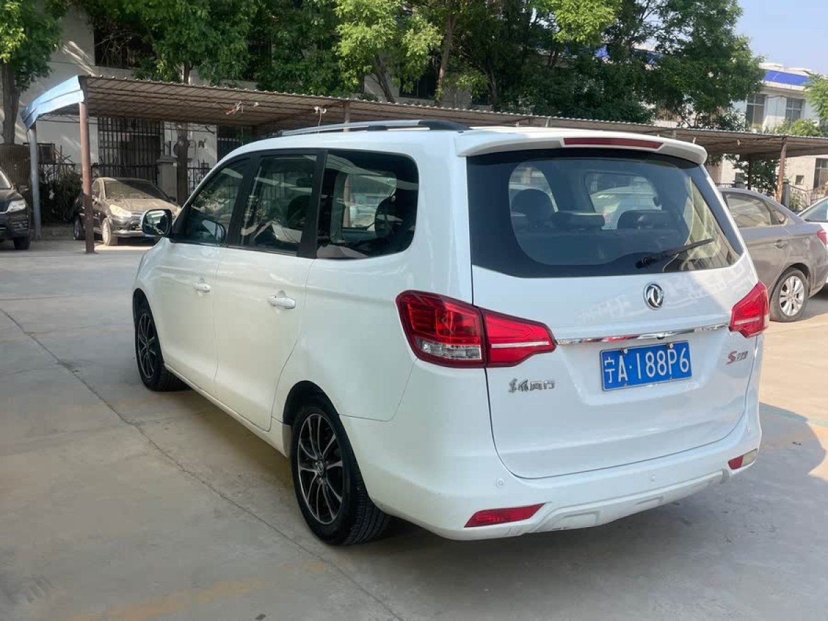 東風(fēng)風(fēng)行 風(fēng)行S500  2017款 1.5L 手動豪華型圖片