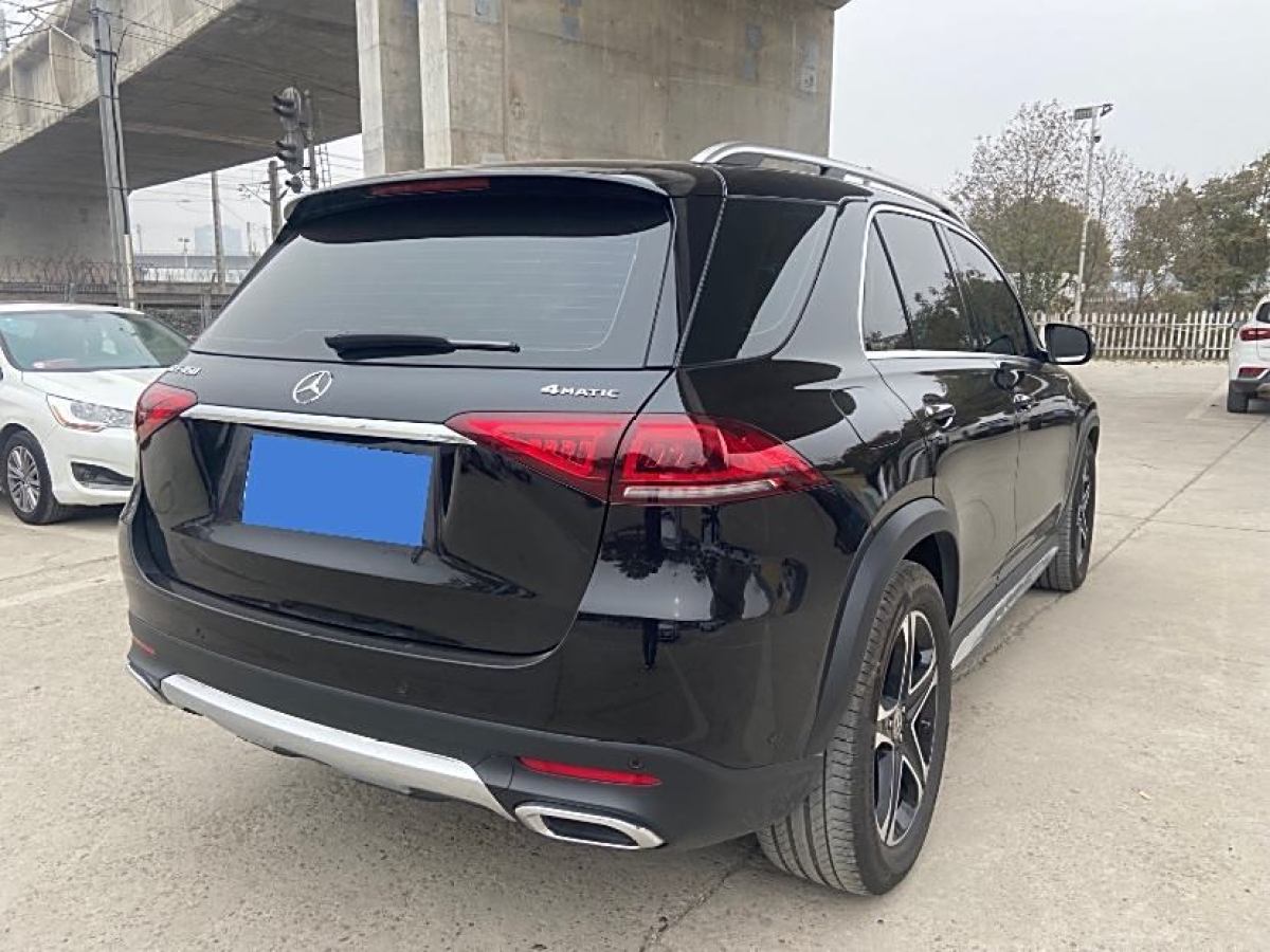 奔馳 奔馳GLE  2022款 改款 GLE 450 4MATIC 時尚型圖片