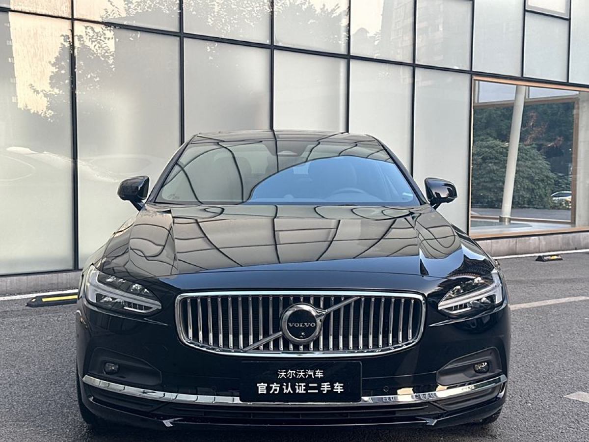 2023年7月沃爾沃 S90  2024款 B5 智雅豪華版