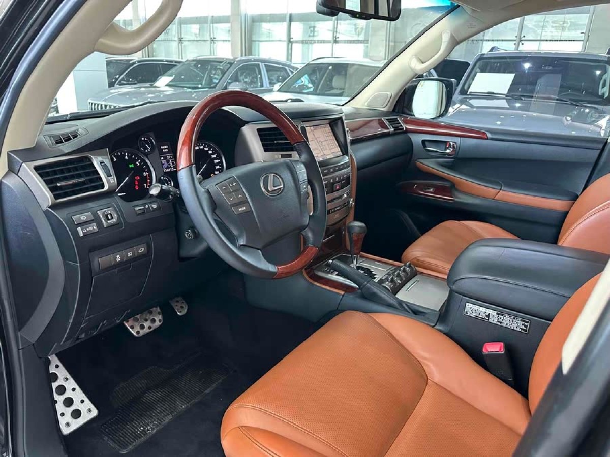 雷克薩斯 LX  2015款 LX570 中東版圖片