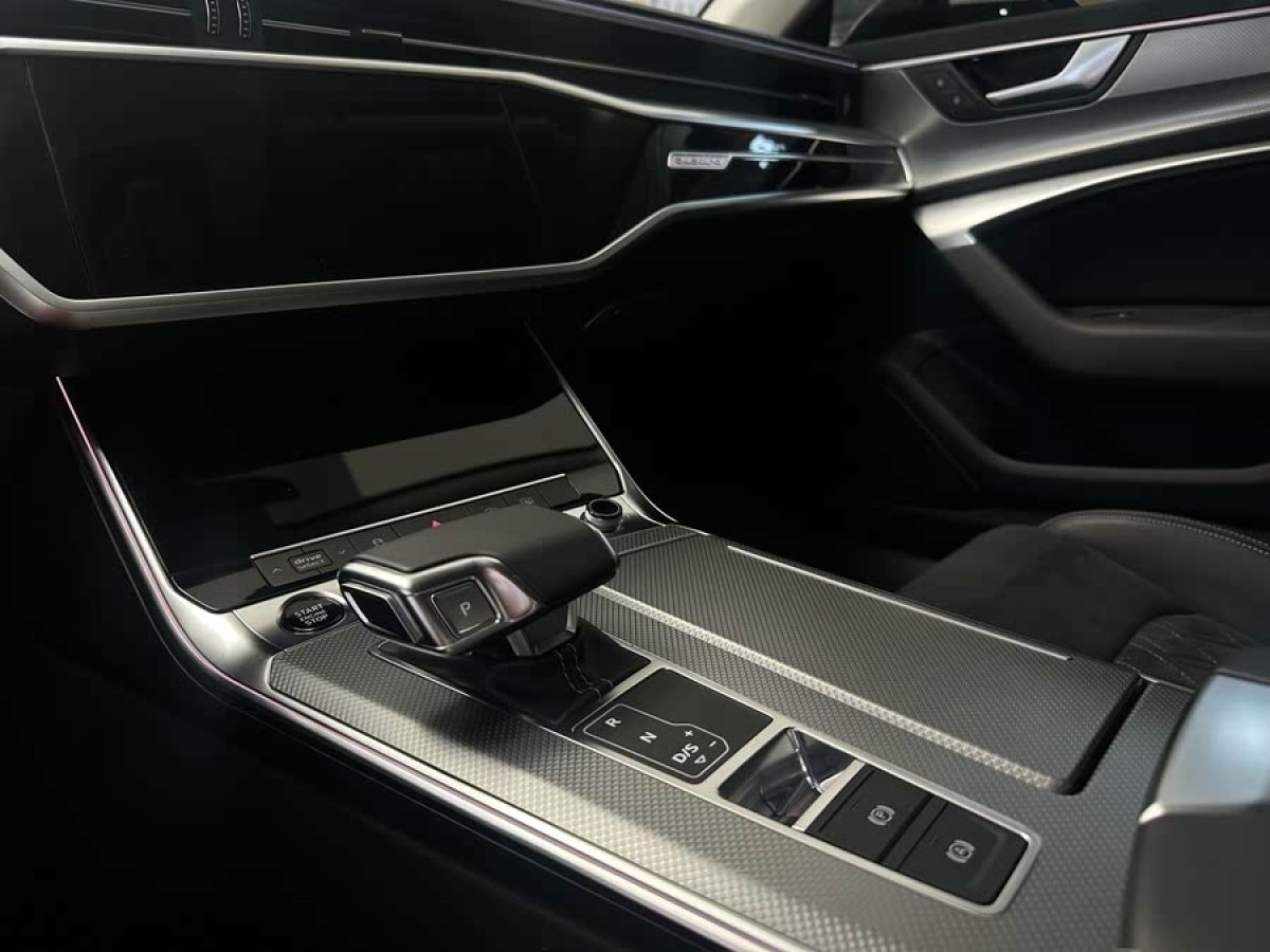 奧迪 奧迪A7L  2024款 45 TFSI quattro 奢享型圖片