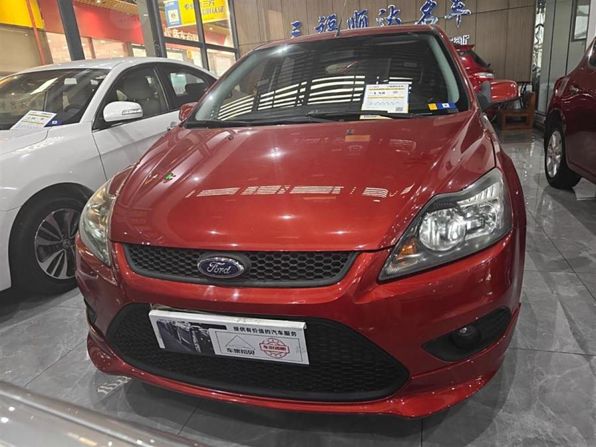 福特 ?？怂? 2013款 兩廂經典 1.8L 自動基本型圖片