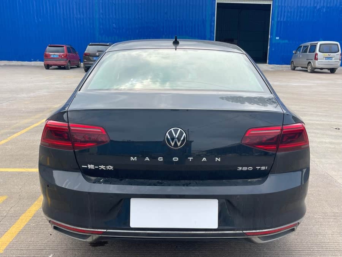 大眾 邁騰  2020款 330TSI DSG 領(lǐng)先型圖片